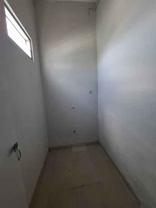 Dijual atau Disewakan Ruko 3 Lantai Cokro Square Tegalrejo foto 5