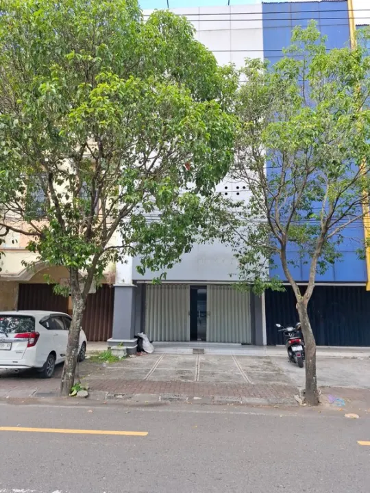 Dijual atau Disewakan Ruko 3 Lantai Cokro Square Tegalrejo