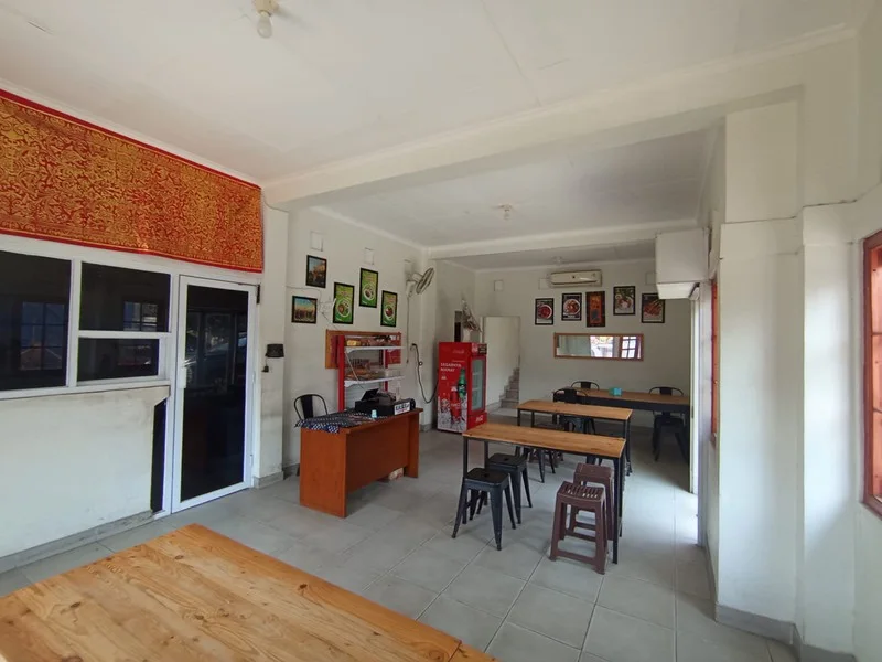 Dijual Ruang Usaha 3 Lantai Dekat Janti, Yogyakarta foto 5