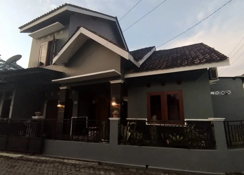Dijual Rumah 4 Kamar Nogotirto Gamping Sleman foto 2