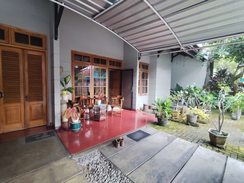 Dijual Rumah Mewah 2 Lantai Sambilegi Lor Maguwoharjo foto 3