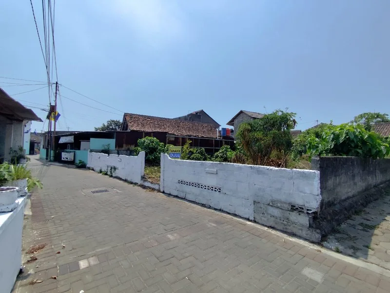 Dijual Tanah 339 m² Dekat Jalan Magelang, Tegalrejo foto 2