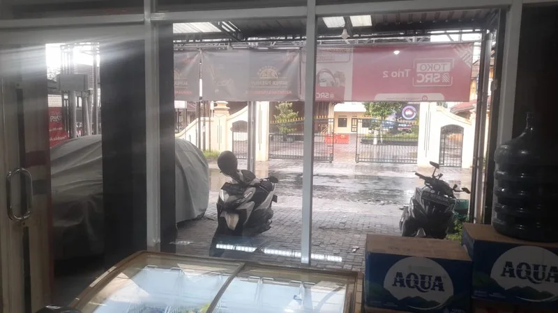 Disewakan Ruang Usaha 2 Lantai di Anggajaya II, Condongcatur foto 3