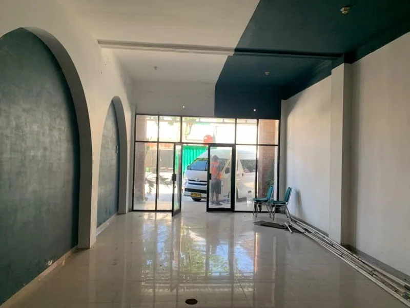 Disewakan Ruko 2 Lantai di Kledokan, Caturtunggal foto 2