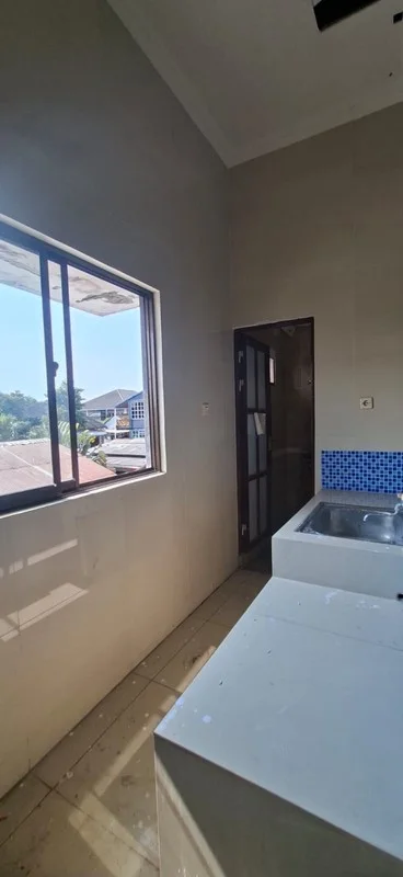 Disewakan Ruko 2 Lantai di Sariharjo, Ngaglik foto 5