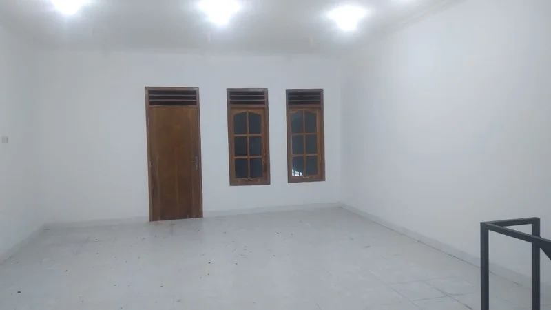 Disewakan Ruko 2 Lantai Jalan Monjali Mlati Sleman foto 3