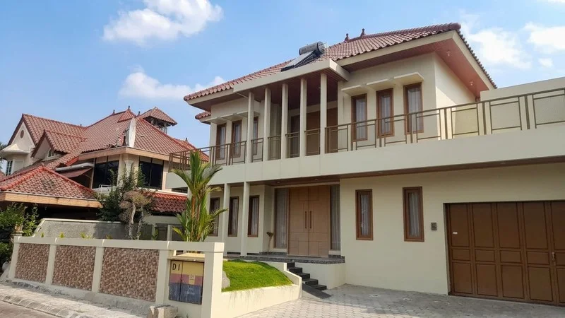 Disewakan Rumah 2 Lantai di Perum Pesona Merapi, Ngaglik foto 2