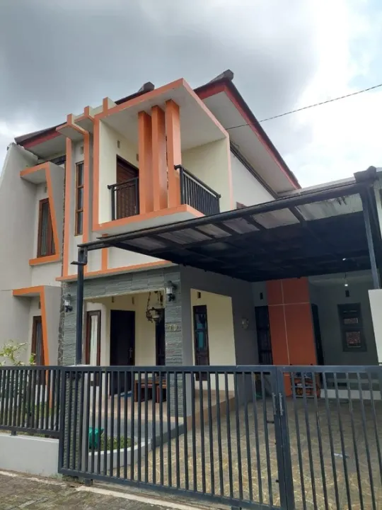 Disewakan Rumah Semi Furnished 4 Kamar di Babadan Baru, Depok