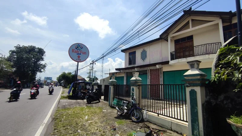 Jual atau Sewa Rumah Luas Jalan Wonosari Dekat Kids Fun Park foto 3