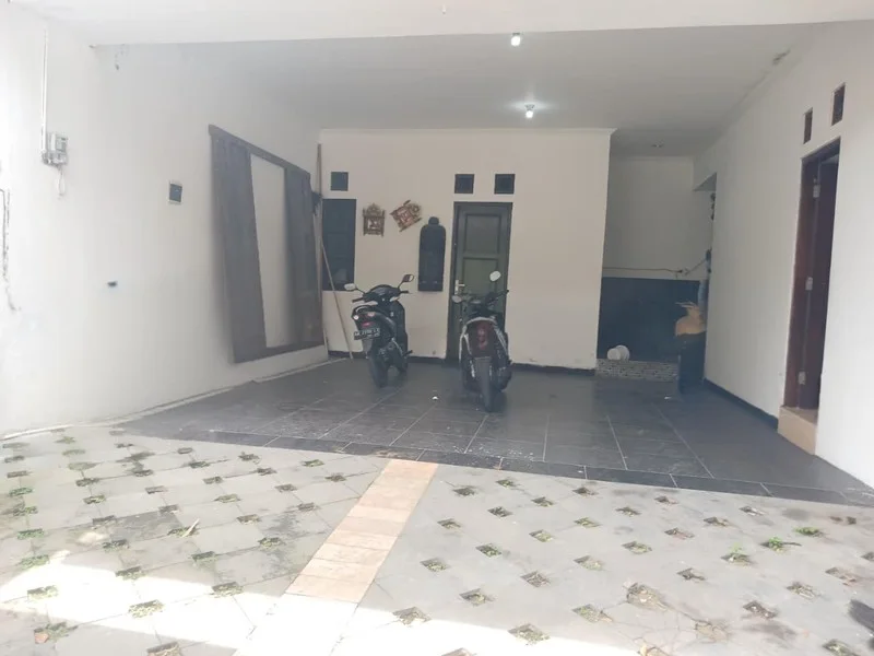 Rumah Mewah 2 Lantai Perumahan Maguwoharjo foto 5