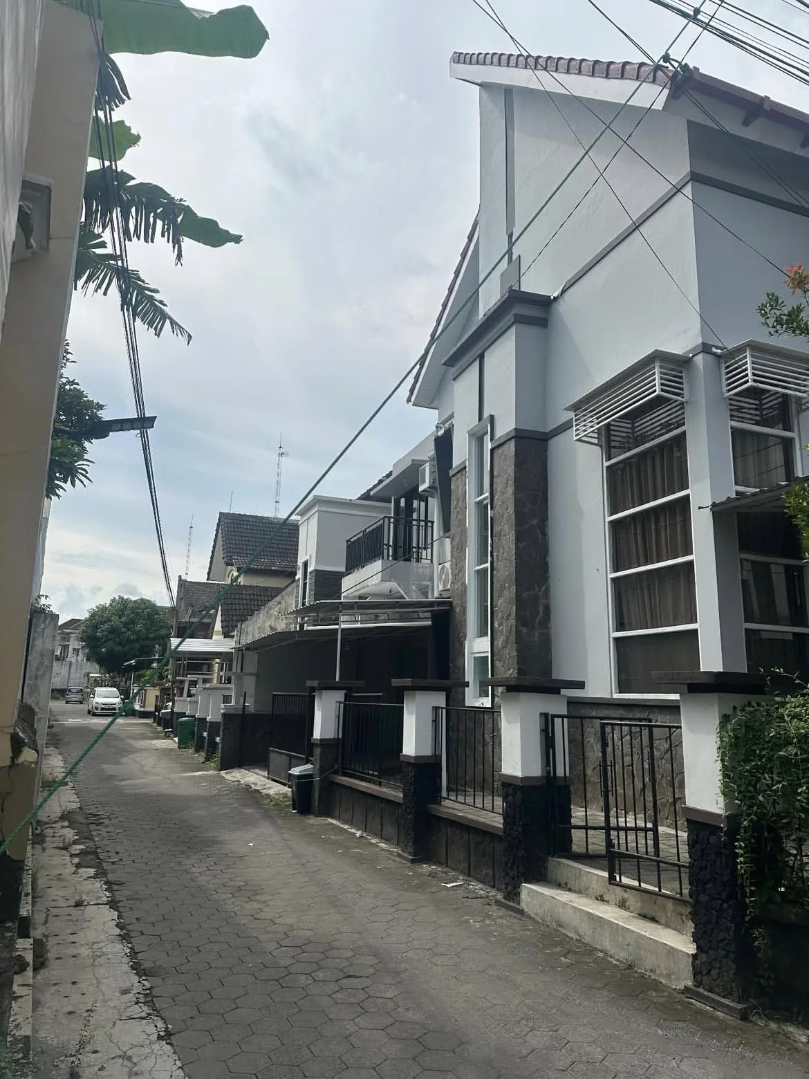 Rumah Mewah Full Furnished Citra Nirwana Sinduadi