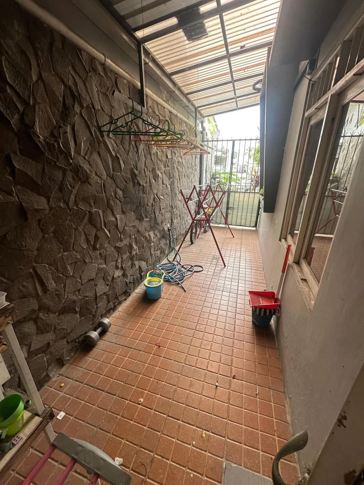 Rumah Mewah Full Furnished Citra Nirwana Sinduadi foto 5