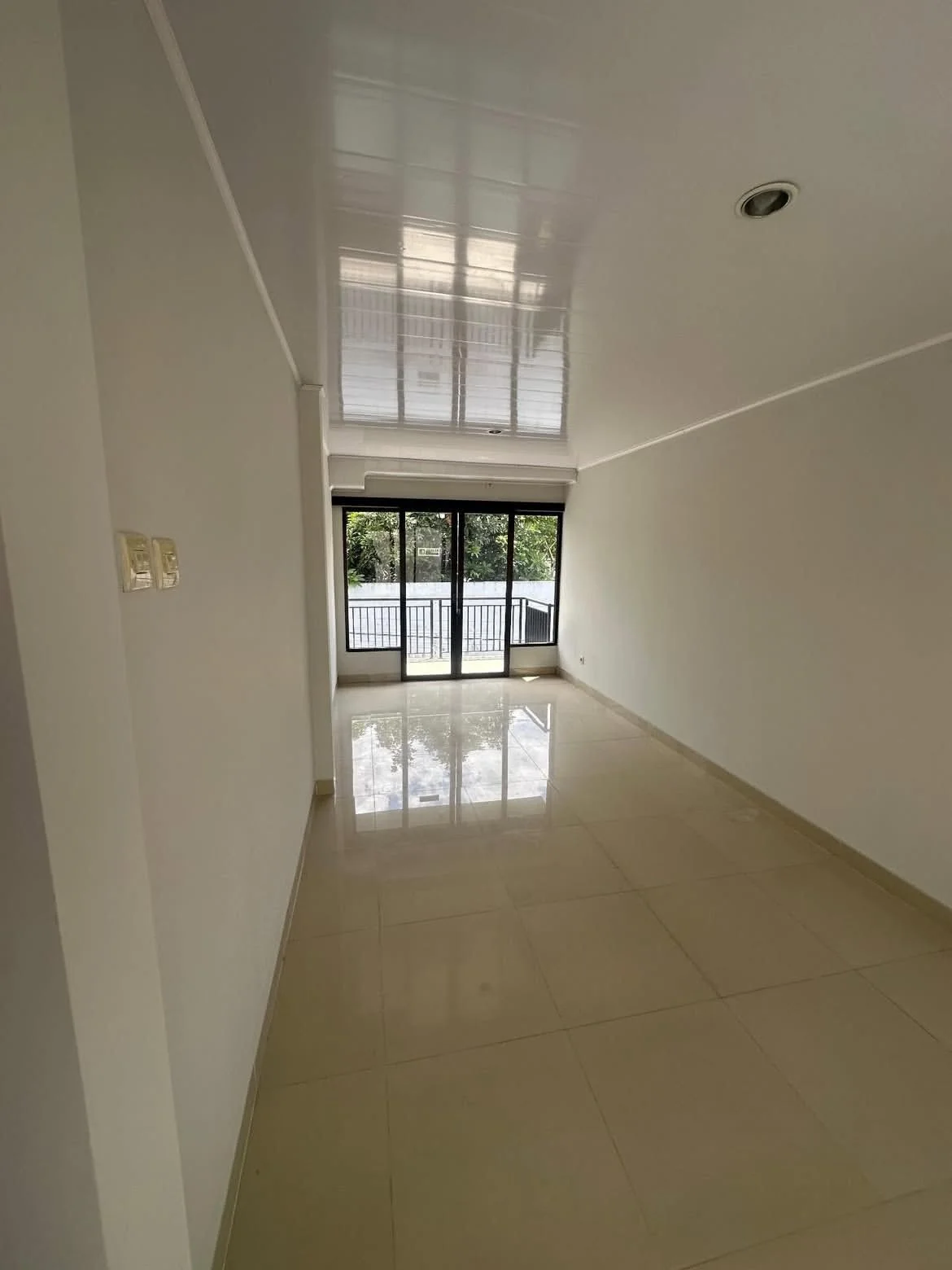Rumah Mewah Full Furnished Citra Nirwana Sinduadi foto 3