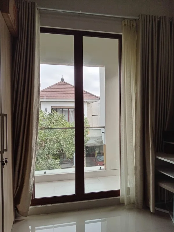 Rumah Mewah Vasana Residence Condongcatur Depok foto 5
