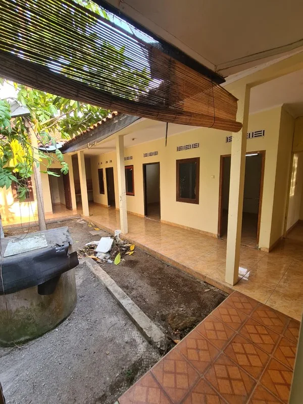 Sewa Rumah 5 Kamar Perum Pemda Seturan Indah foto 3