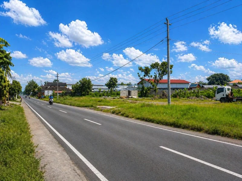 Tanah Tepi Jalan Raya Cangkringan Purwomartani foto 4